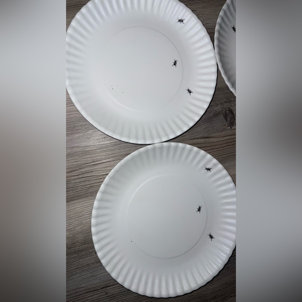 180 Degrees Reusable Melamine "Paper Plate Look" 8.75” Dinner Plates - Picture 4 of 8